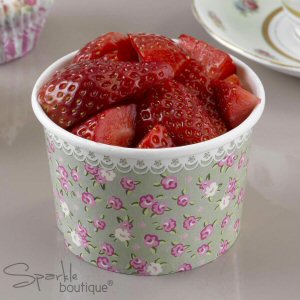 Frills and Spills paper treat cup