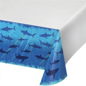 Shark splash tablecover